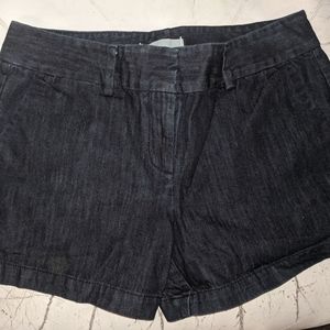 Ladie's LOFT denim shorts